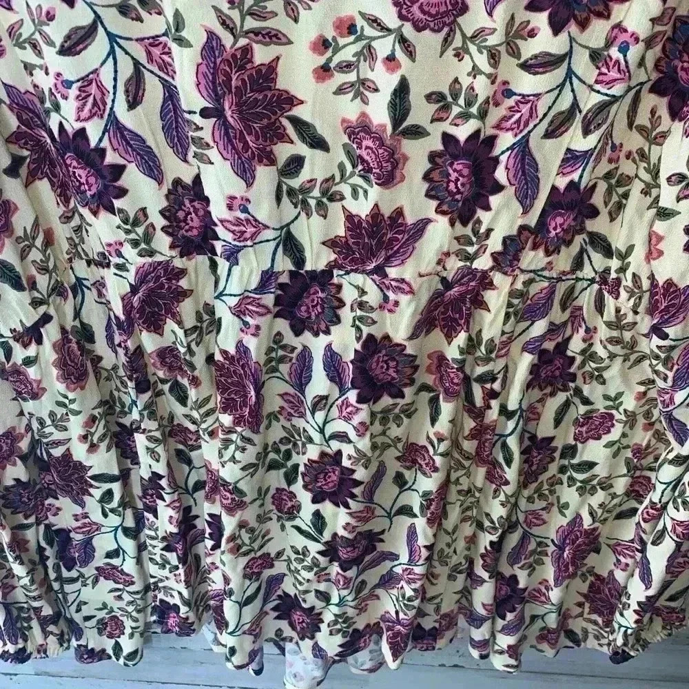 torrid Cream Floral Peasant Blouse with Plum Embroidery - Picture 11 of 15
